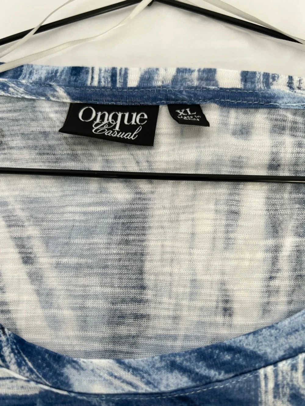 OnQue Blue Abstract Knot-Hem Women's Top XL NWT - Picture 6 of 7